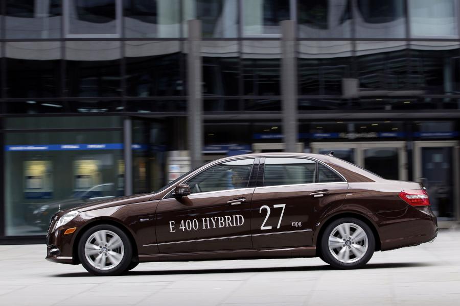  Mercedes-Benz E400 Hybrid 2013 года  (фото 10 из 10)